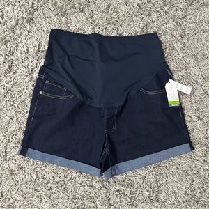 NWT Time & Tru Maternity Jean Shorts Size Large